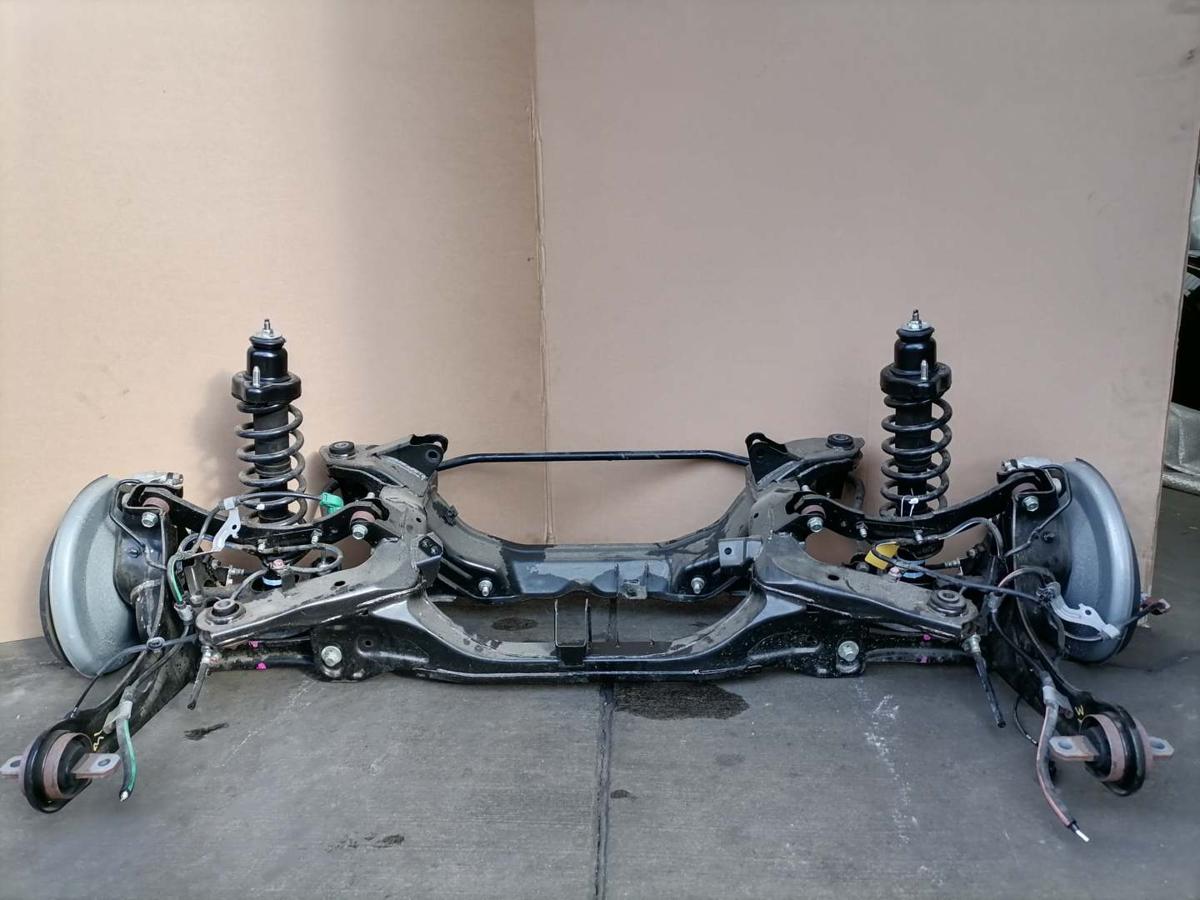 Mitsubishi Eclipse Cross original Hinterachse mit Lenker und Lager 2.4 72kw Allrad Bj.2023